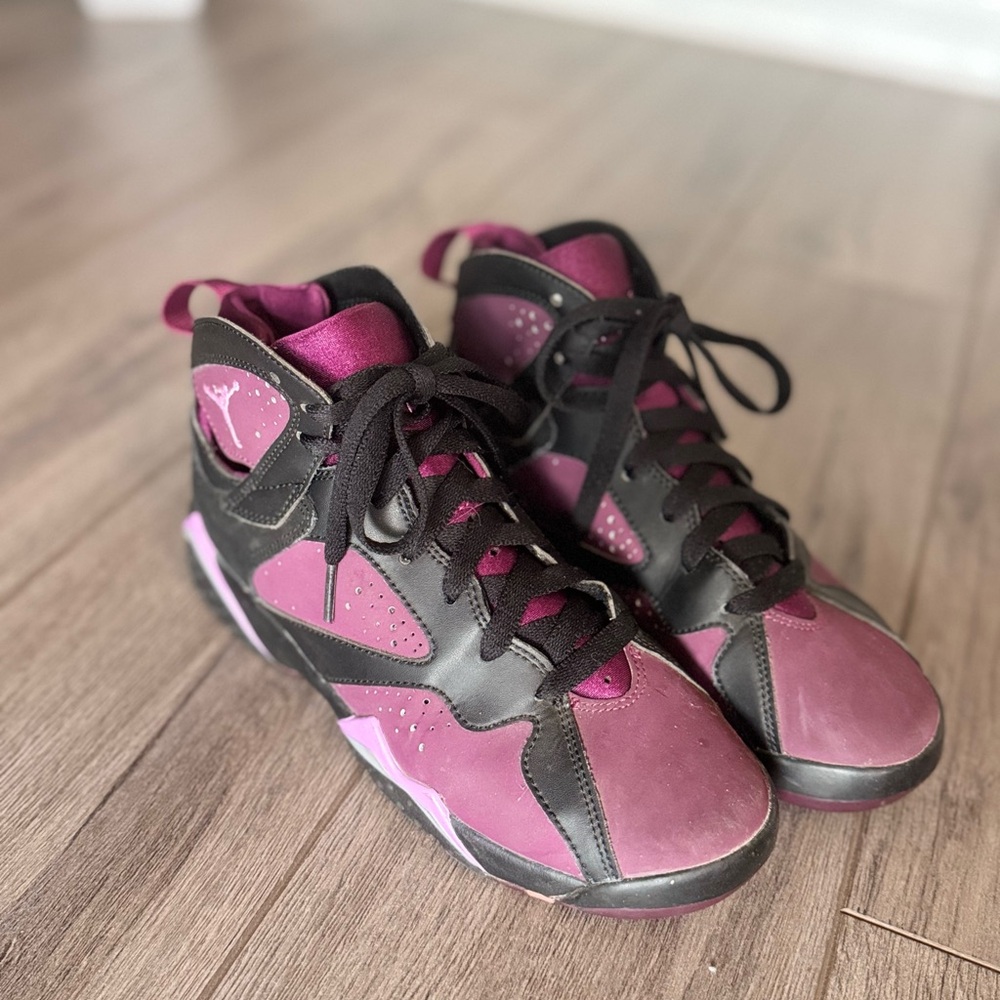 Air Jordan Retro VII 7 Mulberry Sneakers